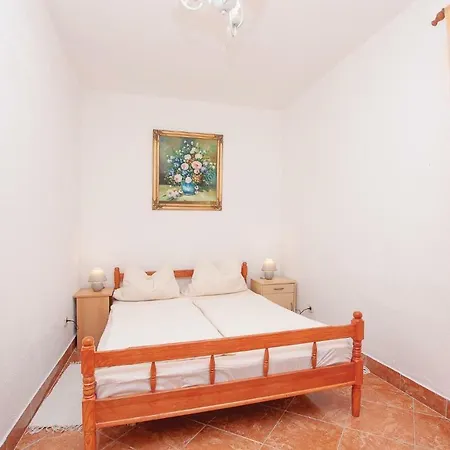 Daire One-bedroom In Vodice